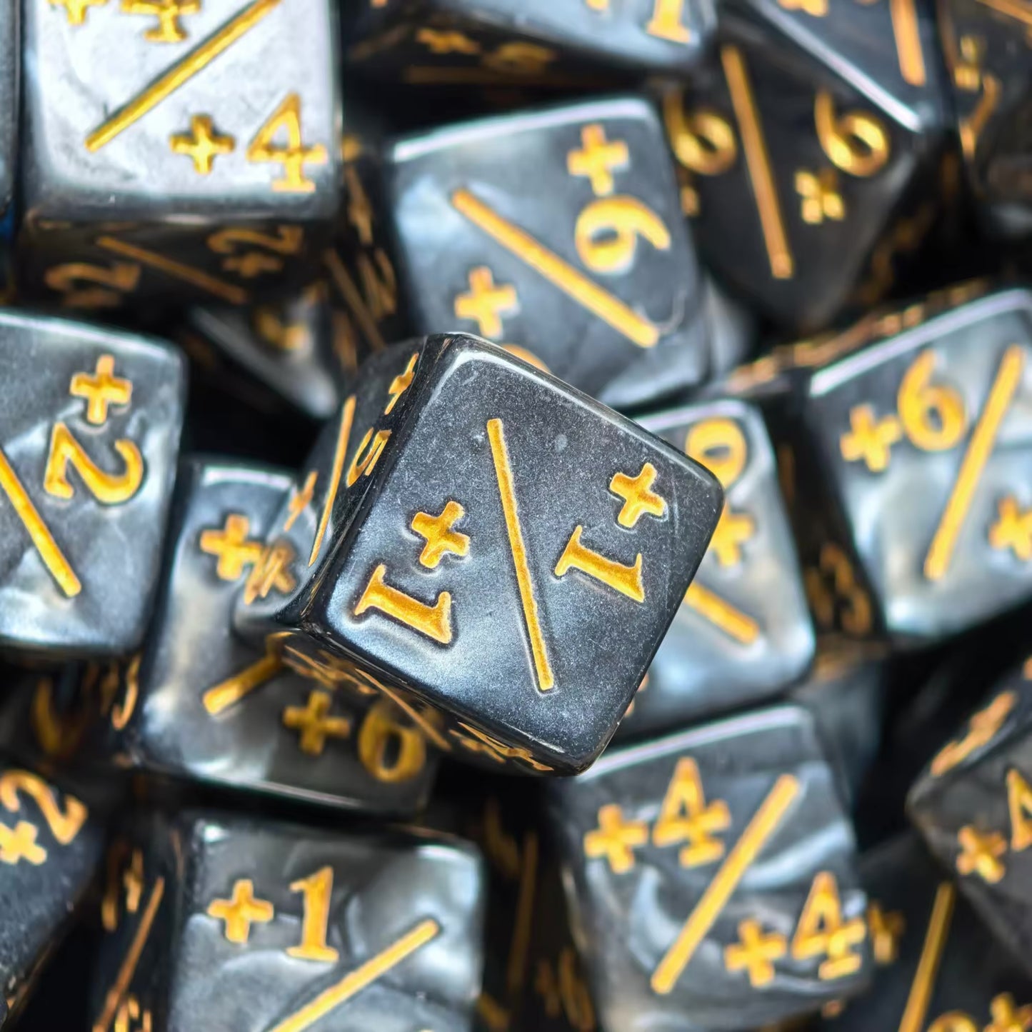 Counter Dice MTG 16MM 12ct +/-